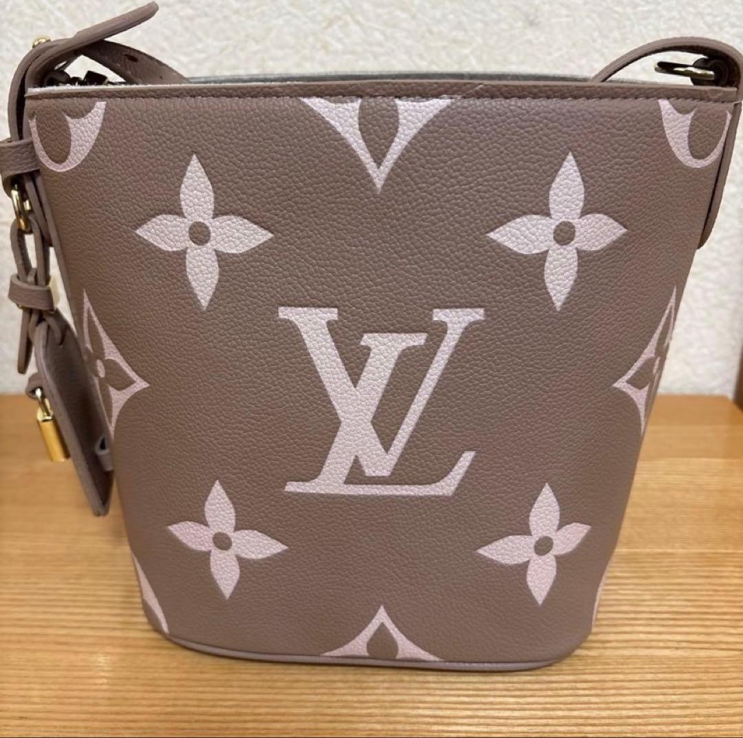 【ノベルティ】LV ベージュ　2wayショルダーバッグ