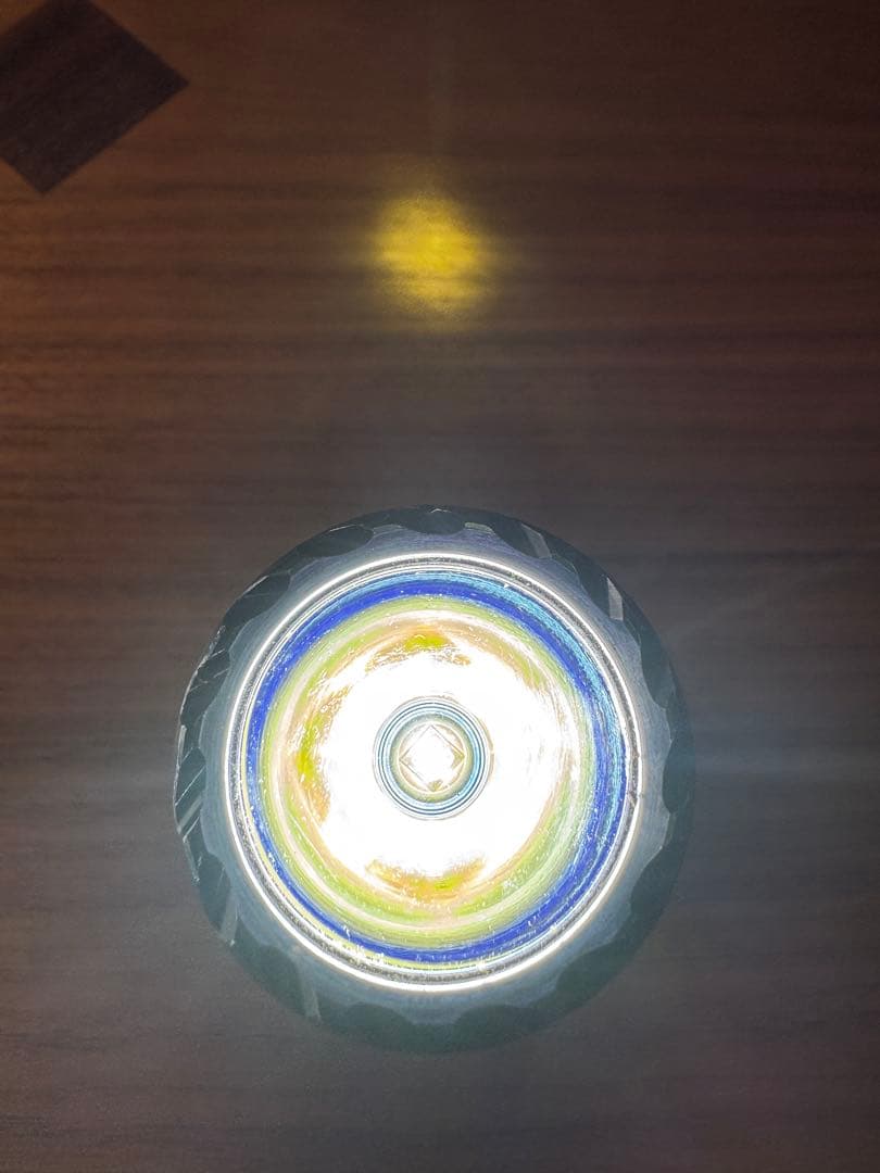 Olight Javelot mini 懐中電灯 1000ルーメン 600m