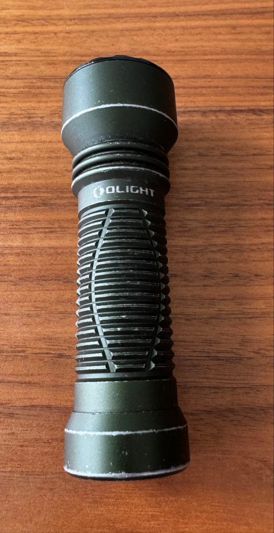 Olight Javelot mini 懐中電灯 1000ルーメン 600m