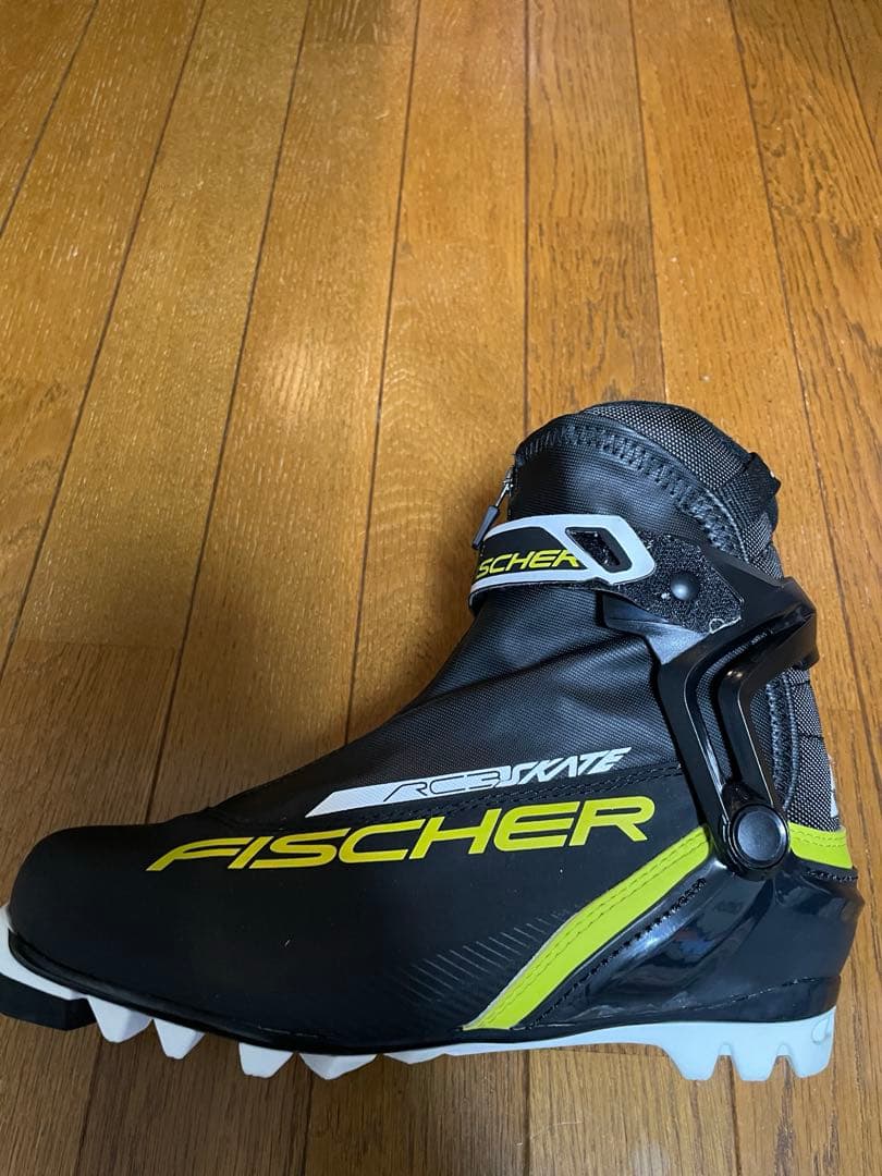 FISCHER RC7 クロスカントリーブーツ