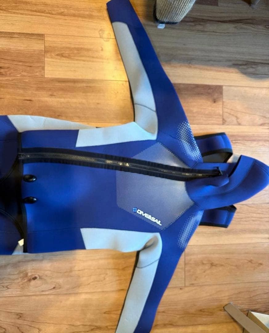 新品　ウェットスーツ　5ミリ　上下セット Mサイズ