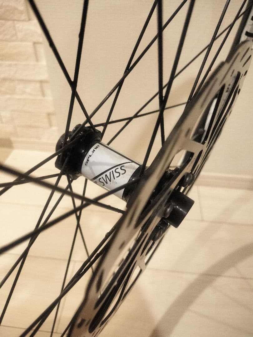 DT Swiss M1900 SPLINE 27.5　フロントホイール