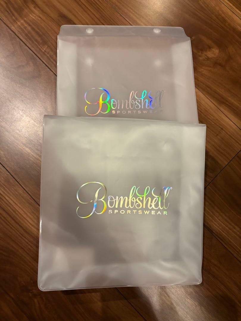 BOMBSHELL SPORTSWEARヨガウェアセット レッド(XS)