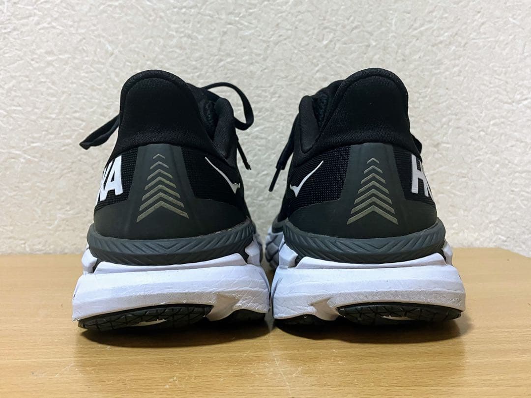 ★HOKA ONE ONE CLIFTON 7 WIDE クリフトン7 27cm