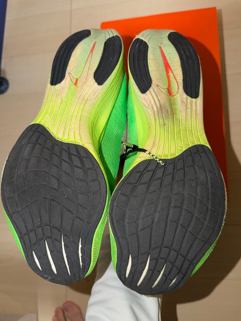 NIKE ヴェイパーフライ2 25.5cm