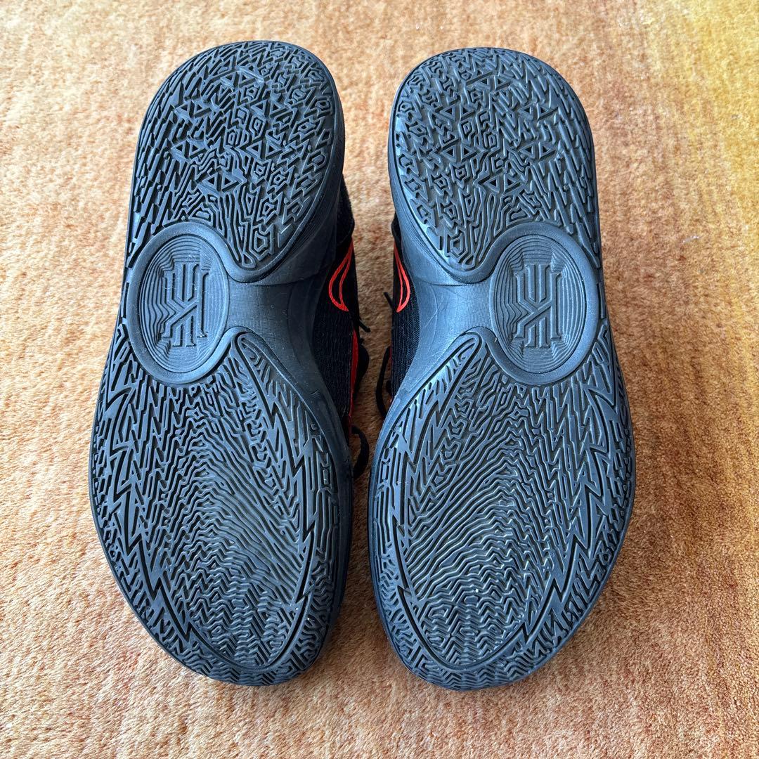 ナイキ カイリー5 Nike Kyrie Low 5