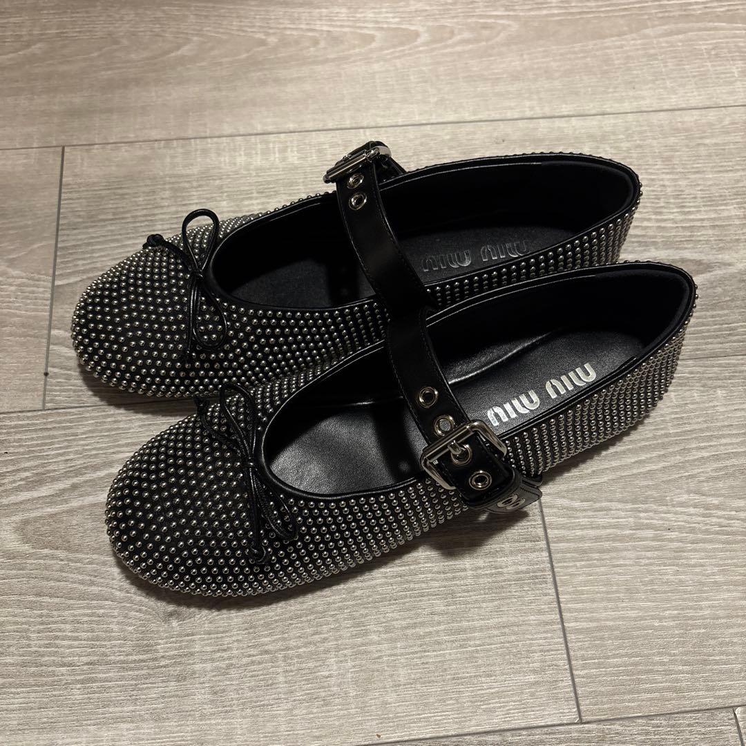 miu miu ミュウミュウ リボン スタッズ　バレリーナ　パンプス