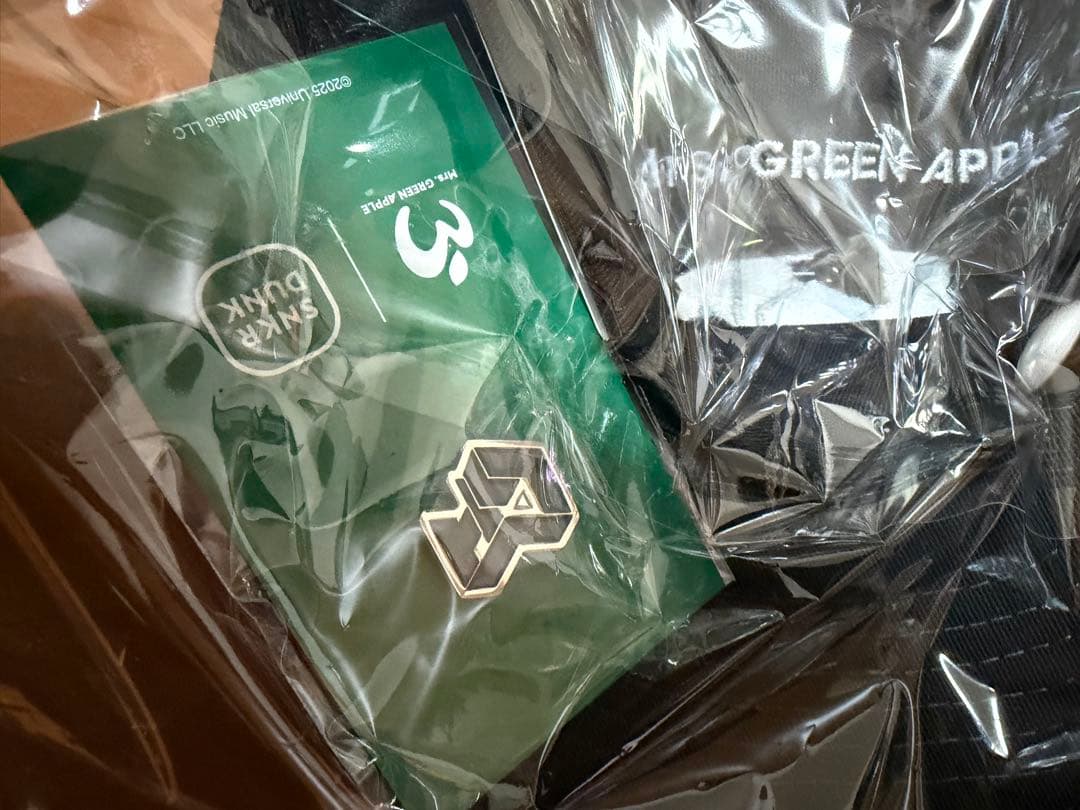 Mrs. GREEN APPLE×スニダン ミセス NEW ERA　ピンズ付き