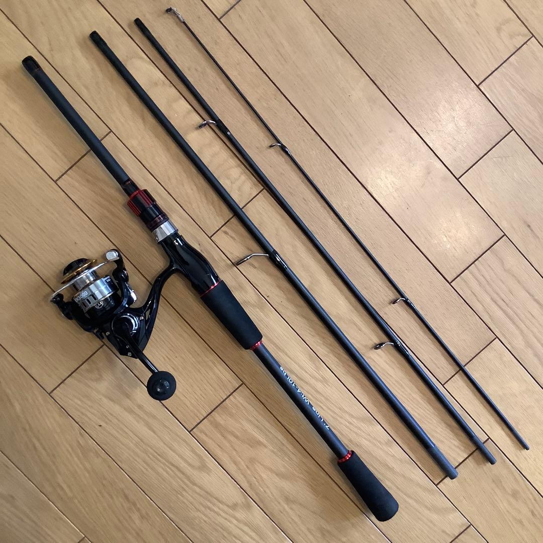 キャリーバック付き4ピース2.1mスピニングロッド&スピニングリール3000番