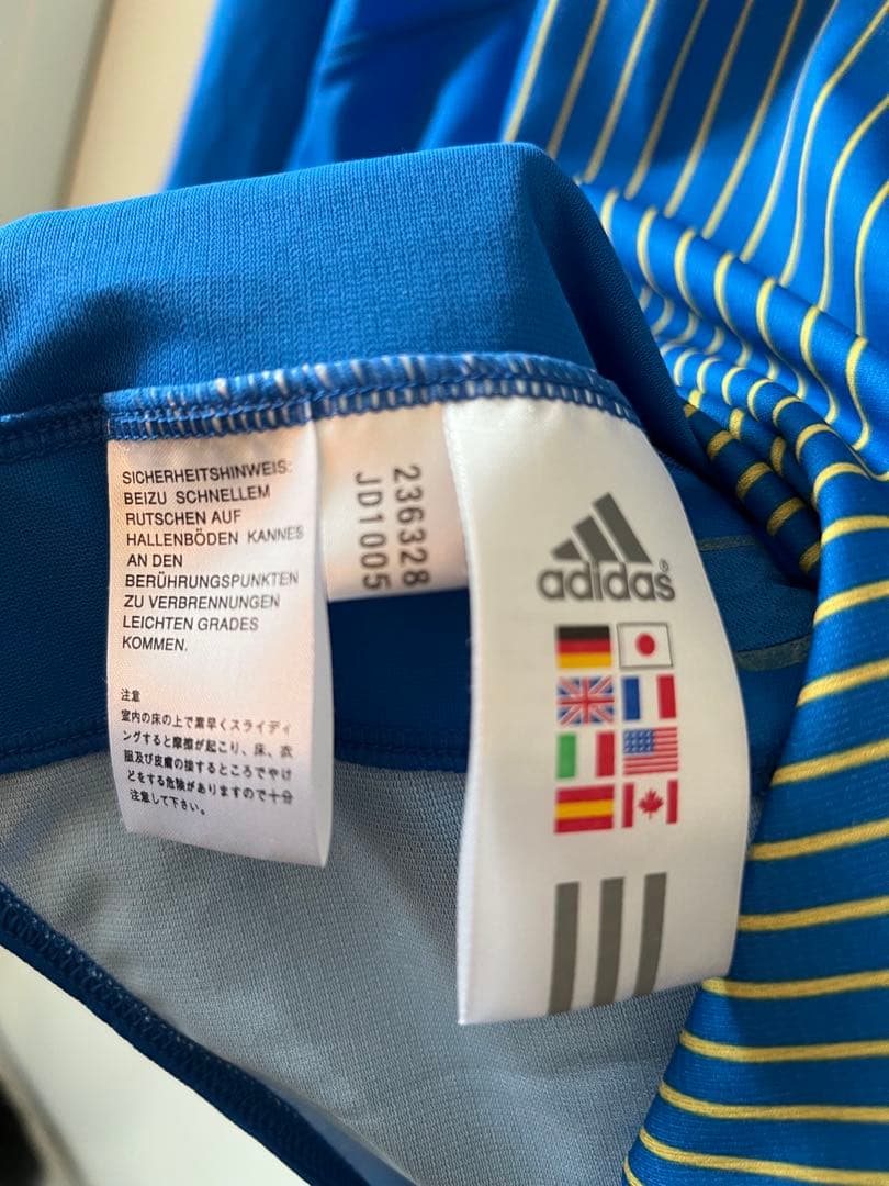adidas 日本代表サッカーユニフォーム長袖　背番号16 オーセンティック