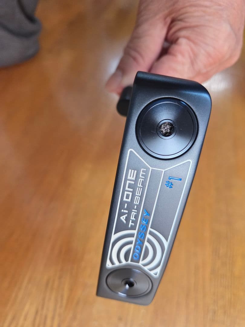 新品同様Odyssey A-ONE TRI-BEAM パター