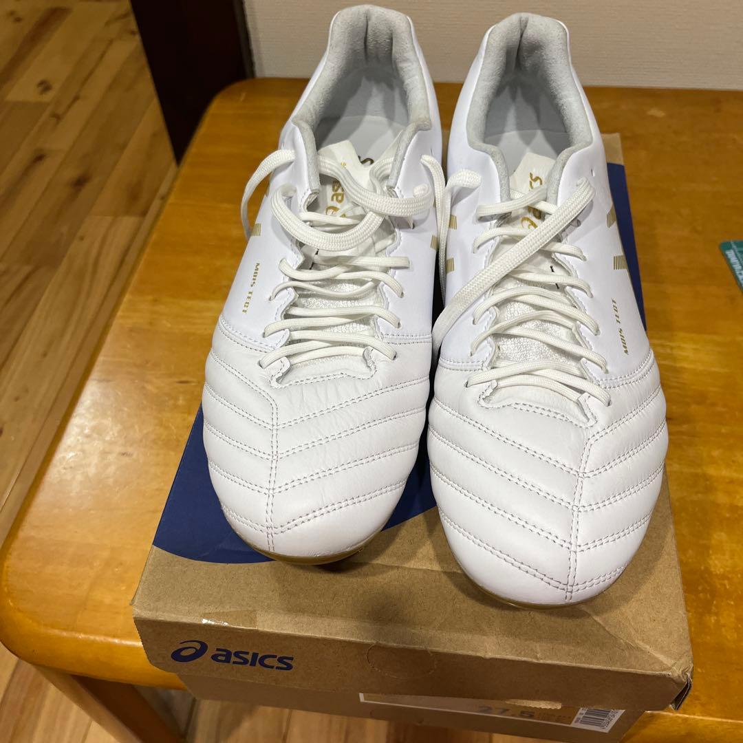 ASICS PRO ホワイト/ゴールド スパイクシューズ