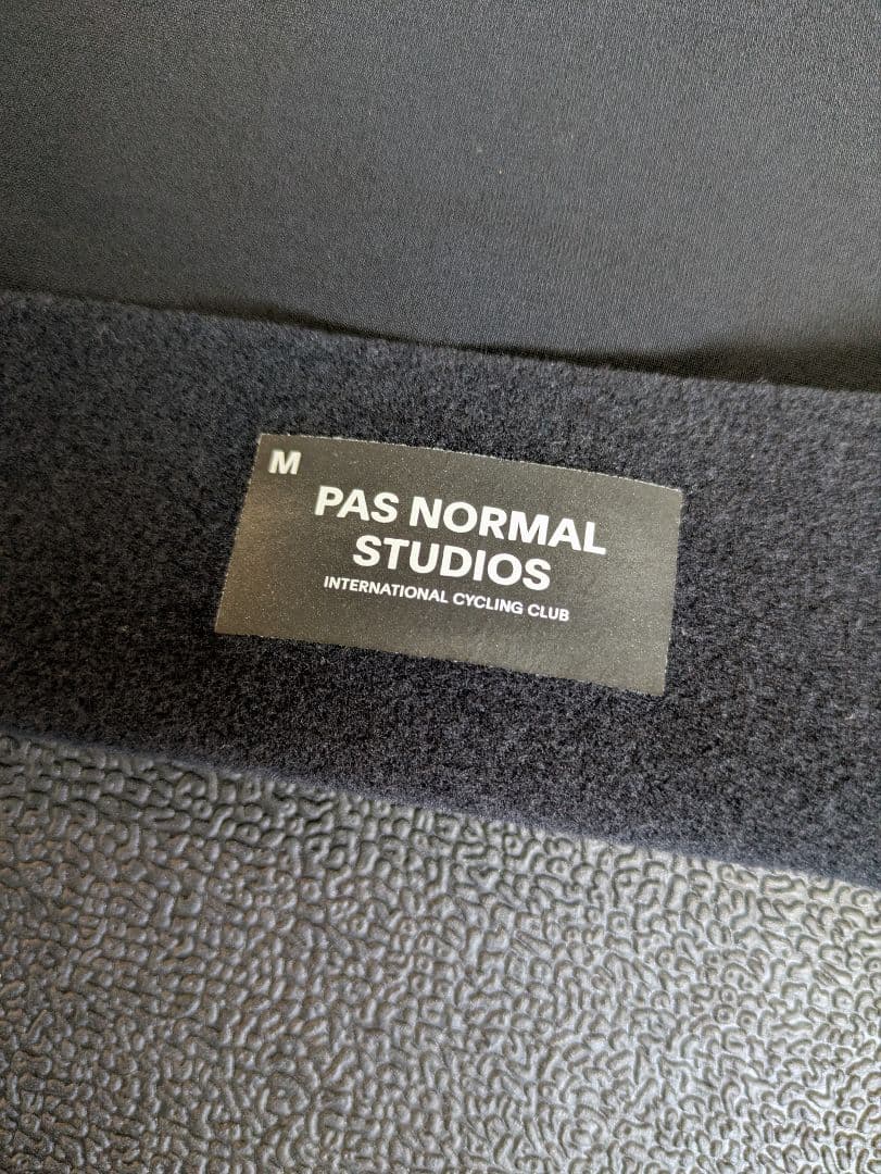 PAS NORMAL STUDIOS　レッグウォーマーMサイズ