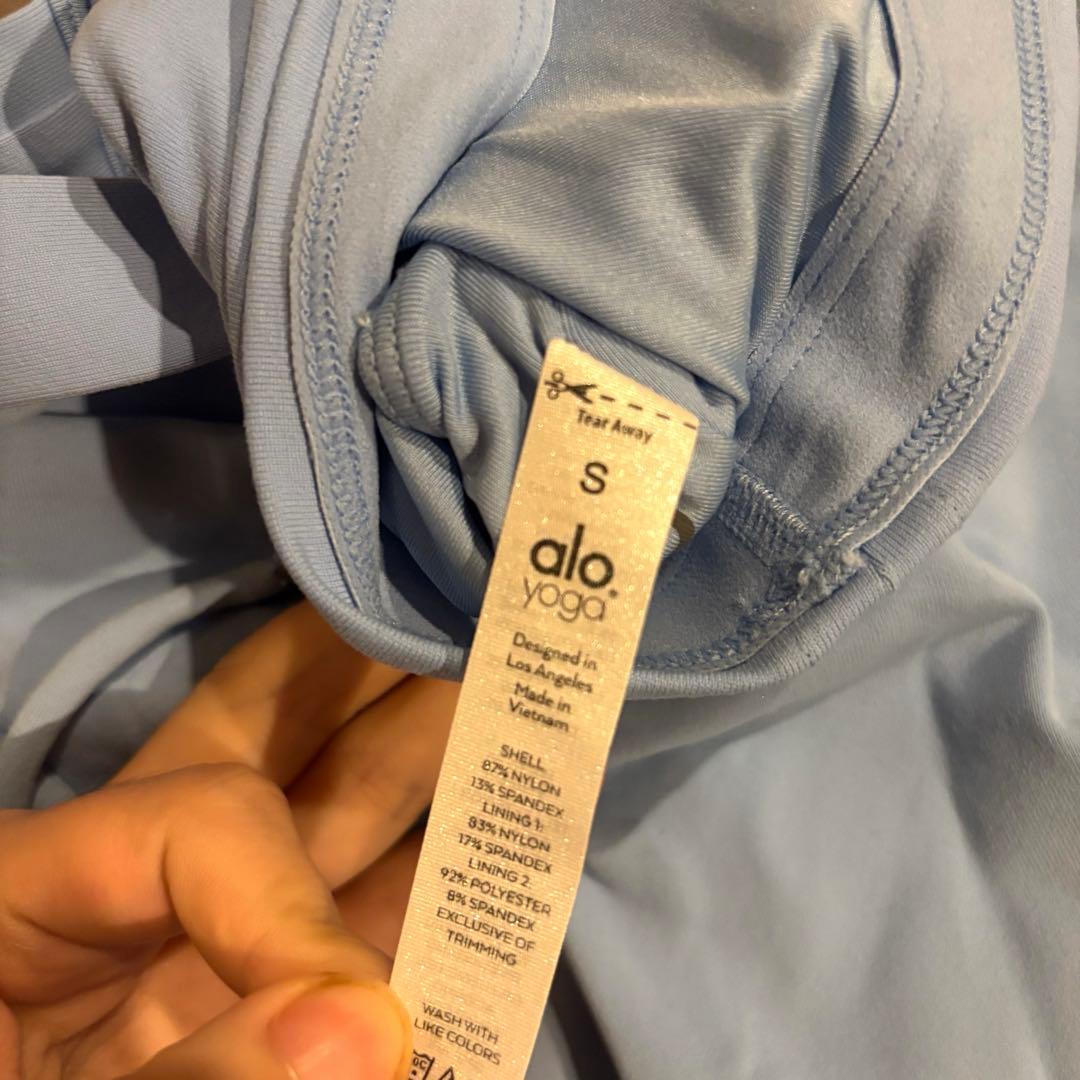 Alo Yoga AIRBRUSH CINCH セットアップ