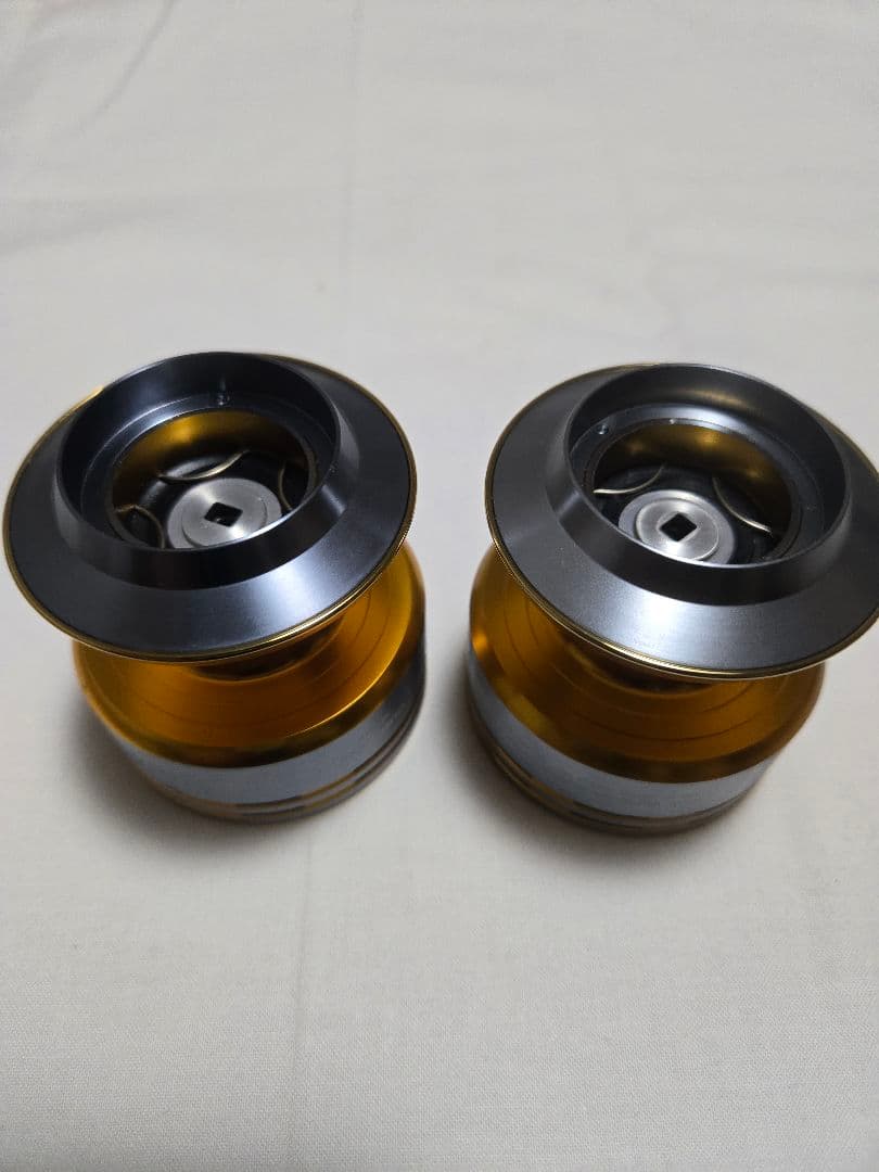 09ツインパワーSW-8000HG スプール2個セット