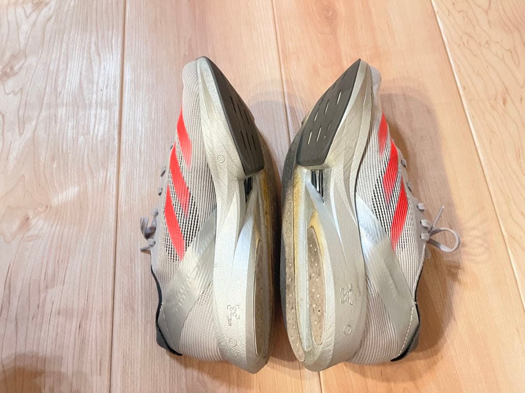 【当日または翌日発送】アディダスadizero タクミセン10 25.0cm