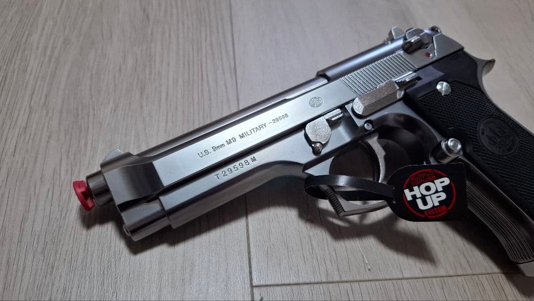極上美品　東京マルイ　M92F　クロームメッキモデル　IONX仕様　ガスガン
