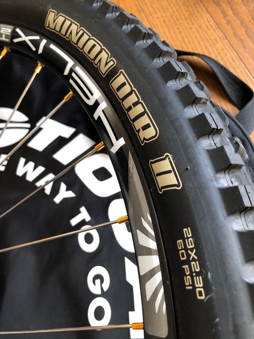 ホイール部未使用品！手組29erホイール　リア用　QR135mm