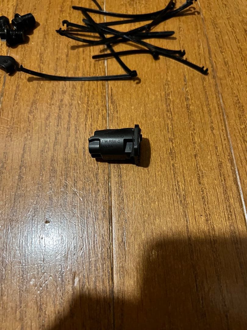 shimano di2 バッテリー 以外