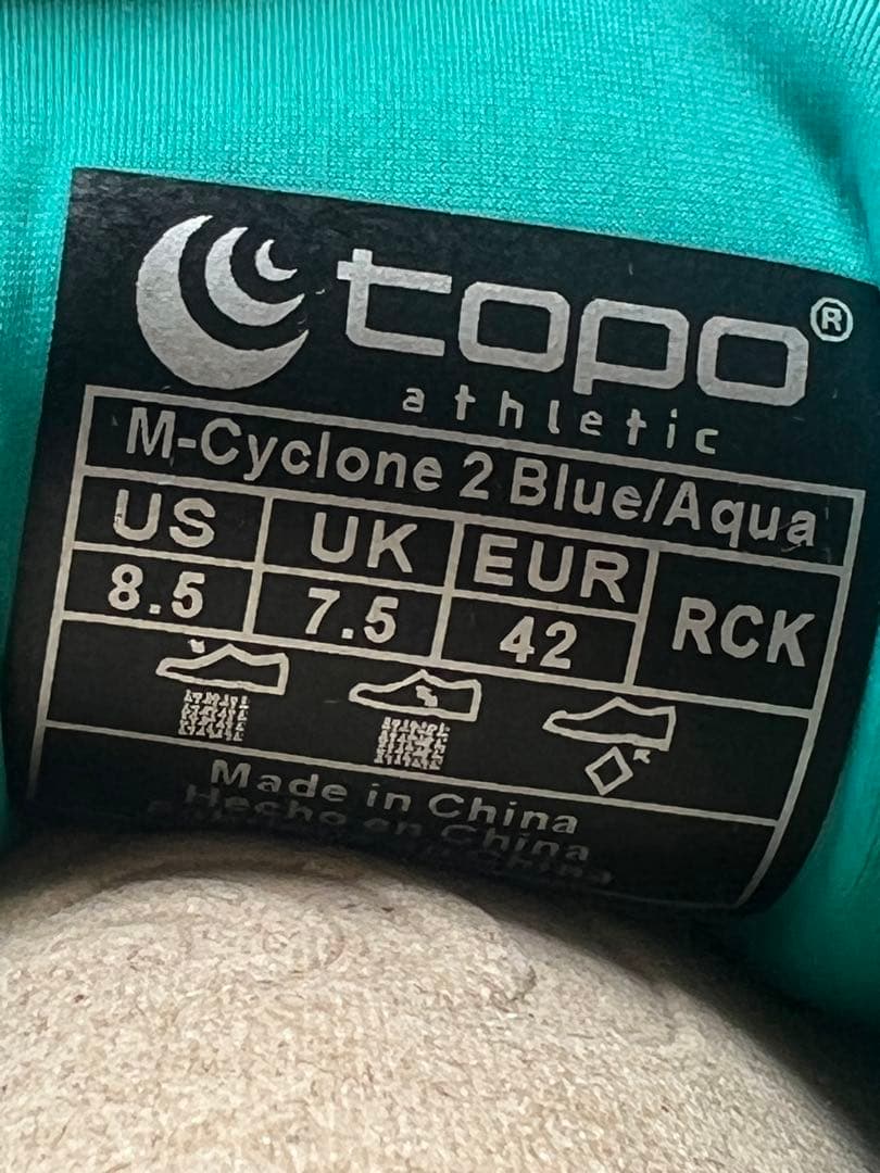 TOPO CYCLONE 2 青緑 スニーカー
