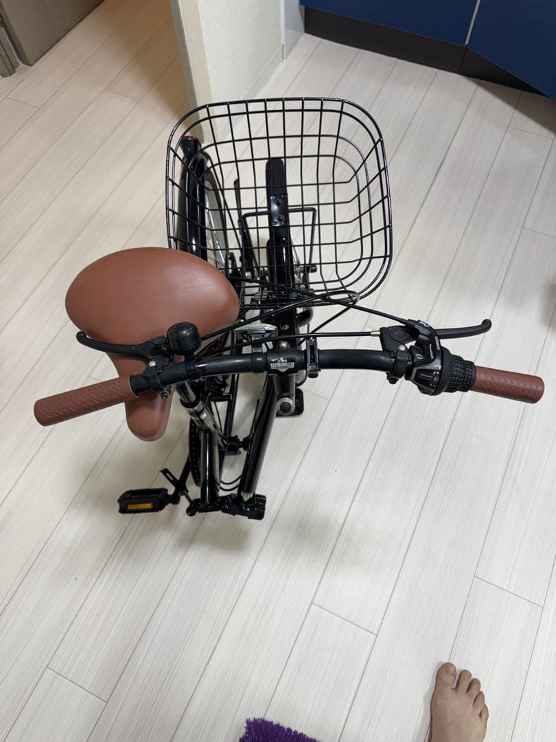 折り畳み自転車　黒