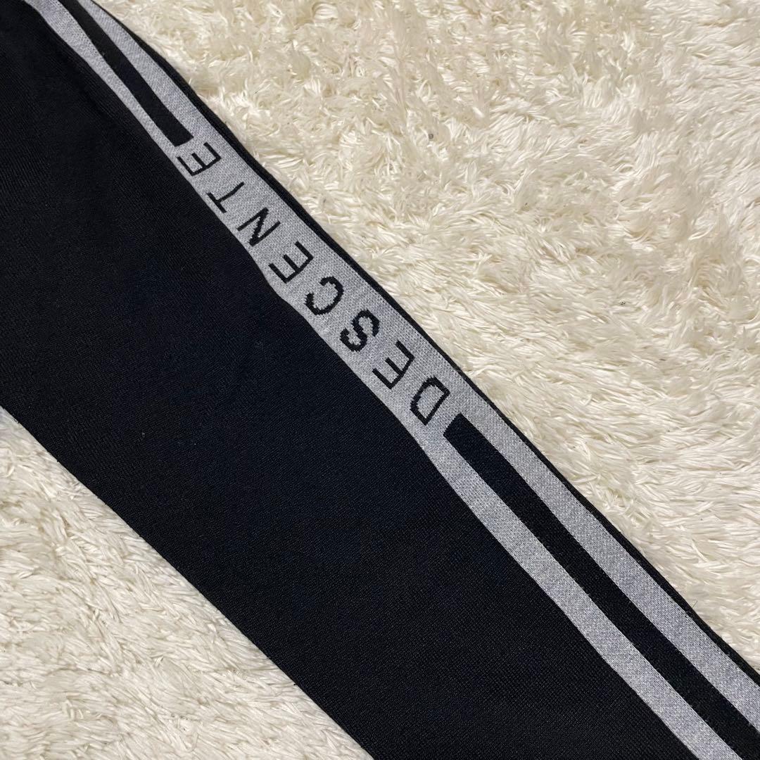 DESCENTE GOLF デサントゴルフブラック ニット　黒　袖ロゴ長袖