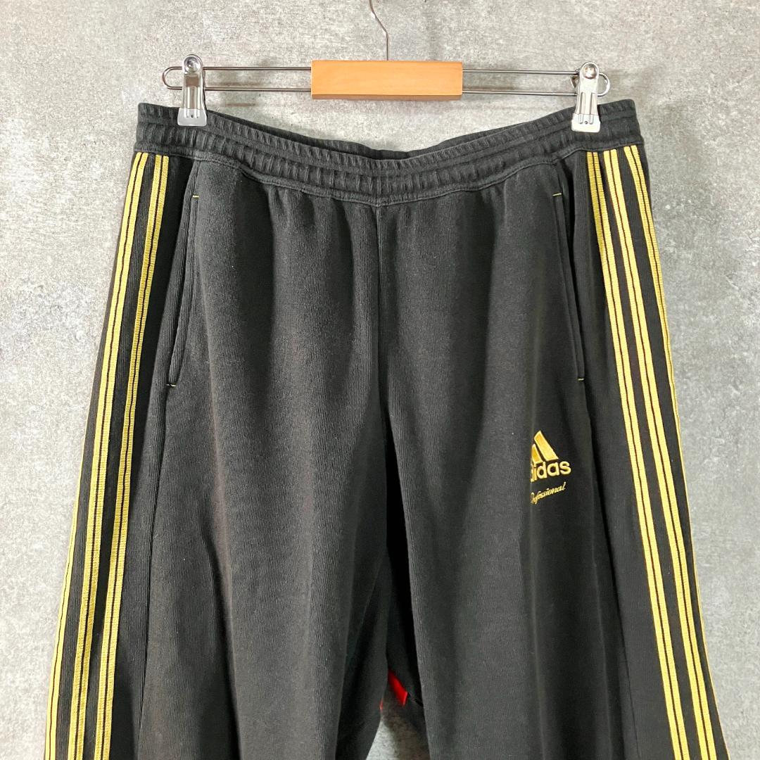 adidas　セットアップ　スウェット　ブラック　パーカー　ロゴプリント
