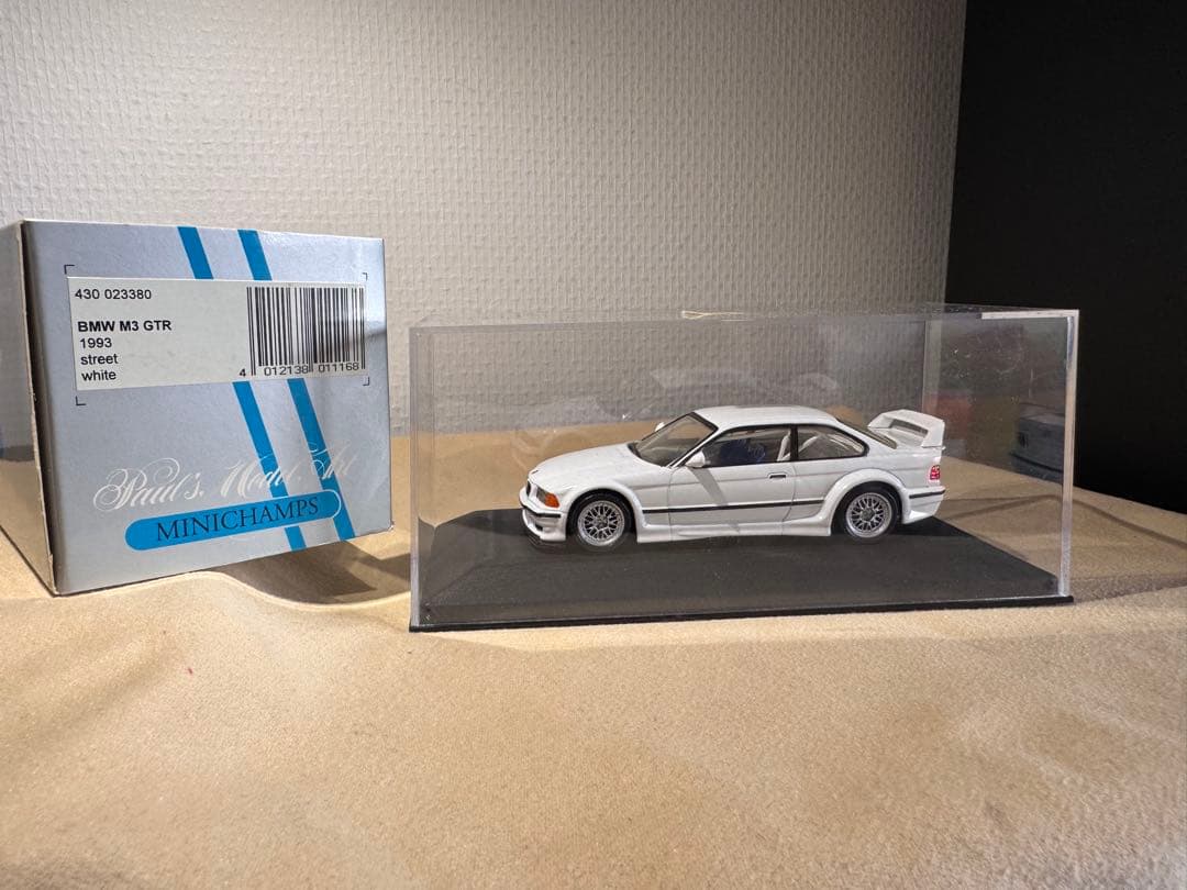  M3 GTR 1/43 スケール 白