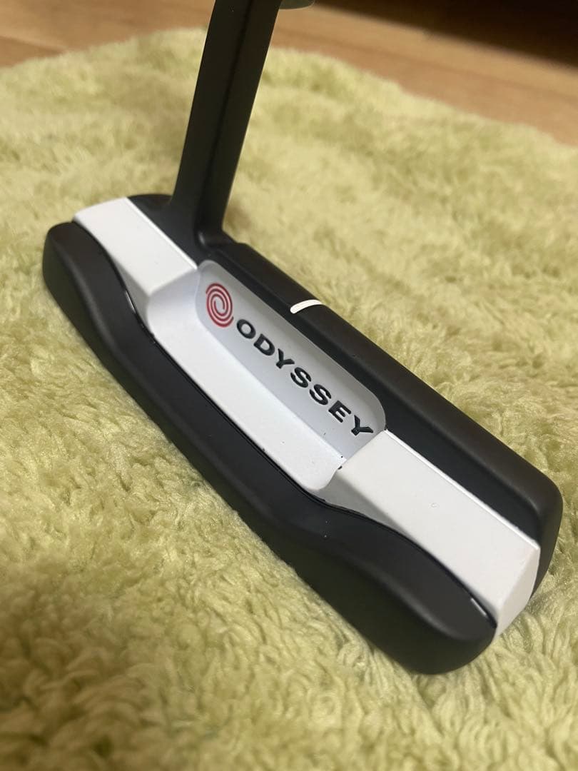 【ほぼ新品】オデッセイホワイトホットVERSA ONEパター33インチ