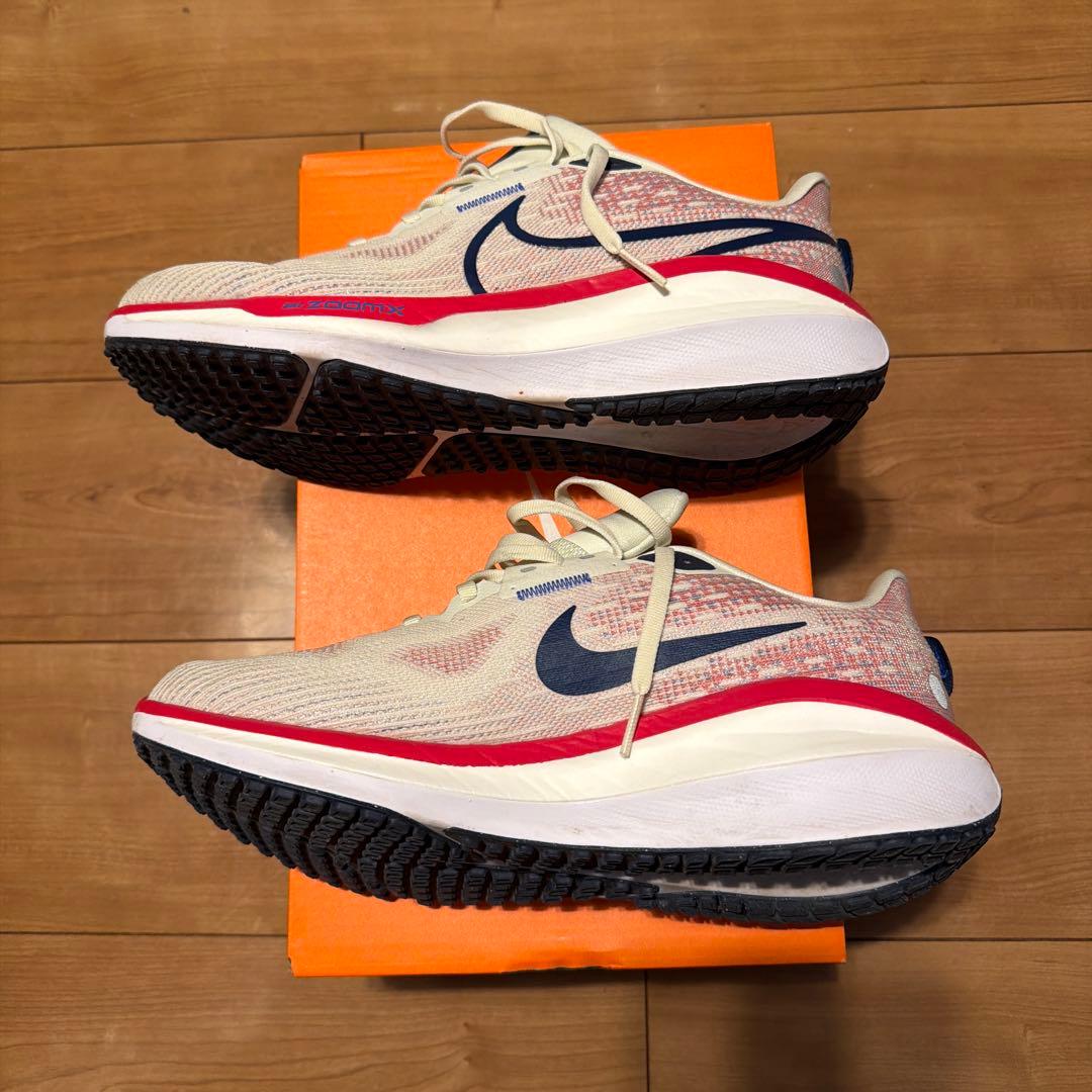 スパイク・シューズ Nike Vomero 17 26cm