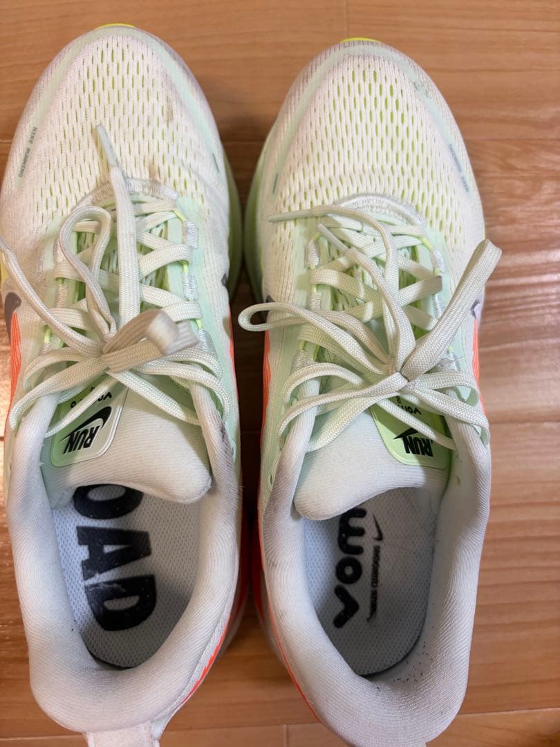 スパイク・シューズ Nike Vomero18 26.0cm