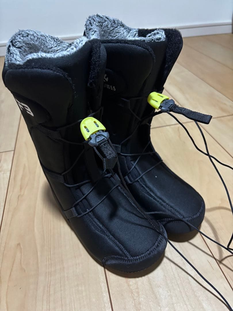 FLUX FL-BOA 23.5cm 新品 試着のみ レディース キッズ