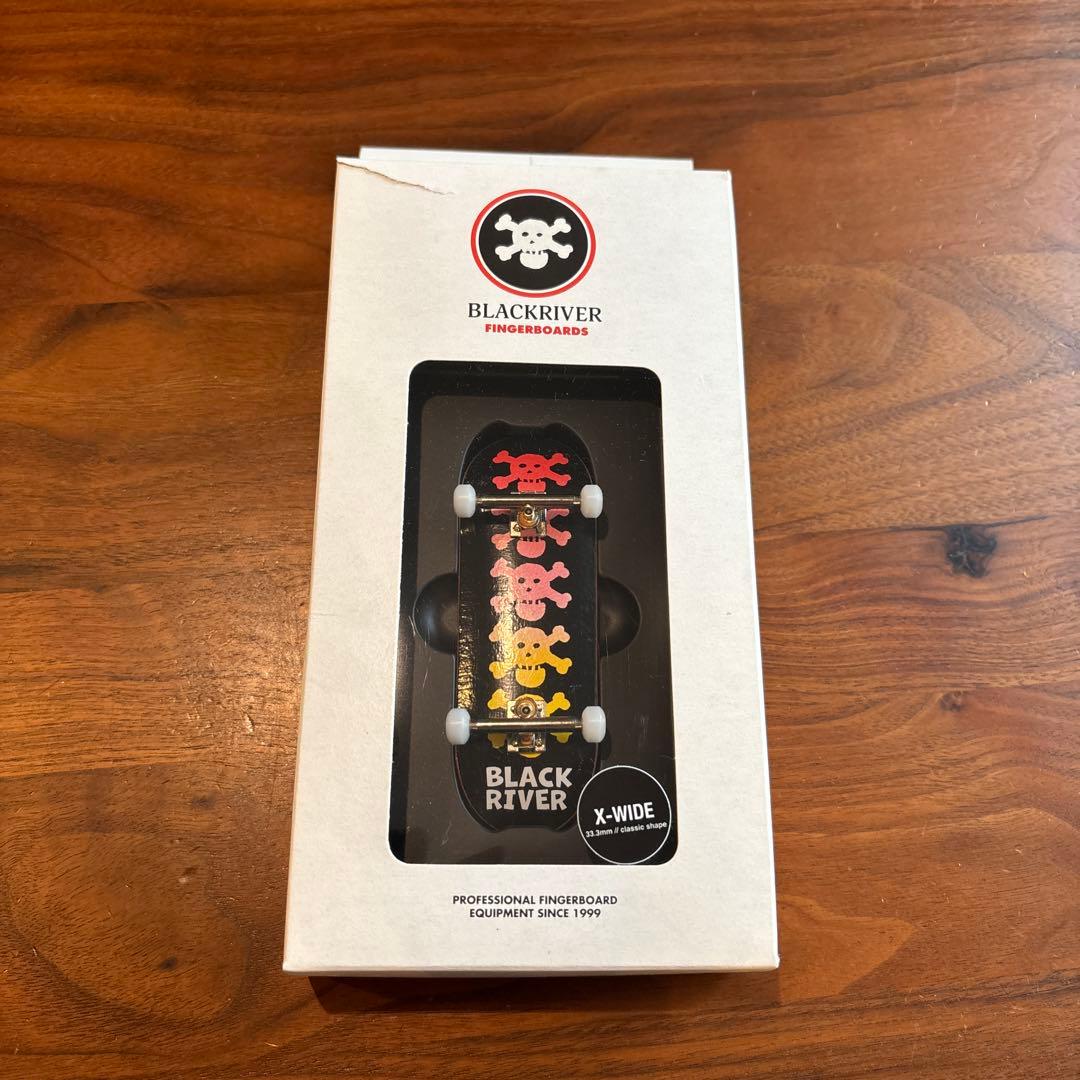 Black ramps コンプリート　指スケ
