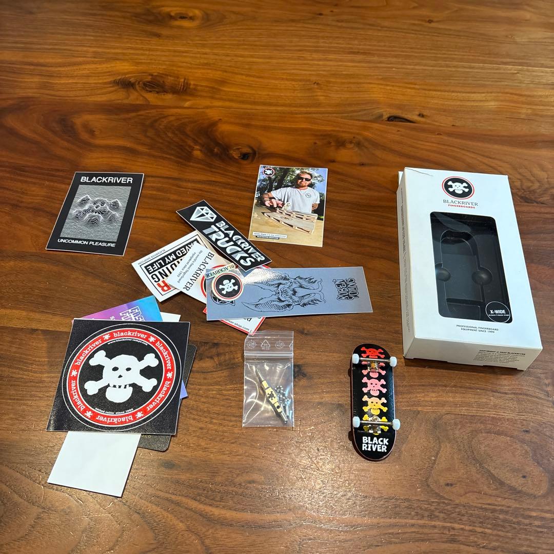 Black ramps コンプリート　指スケ