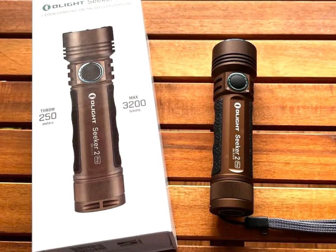 Olight Seeker2 pro 3200ルーメン
