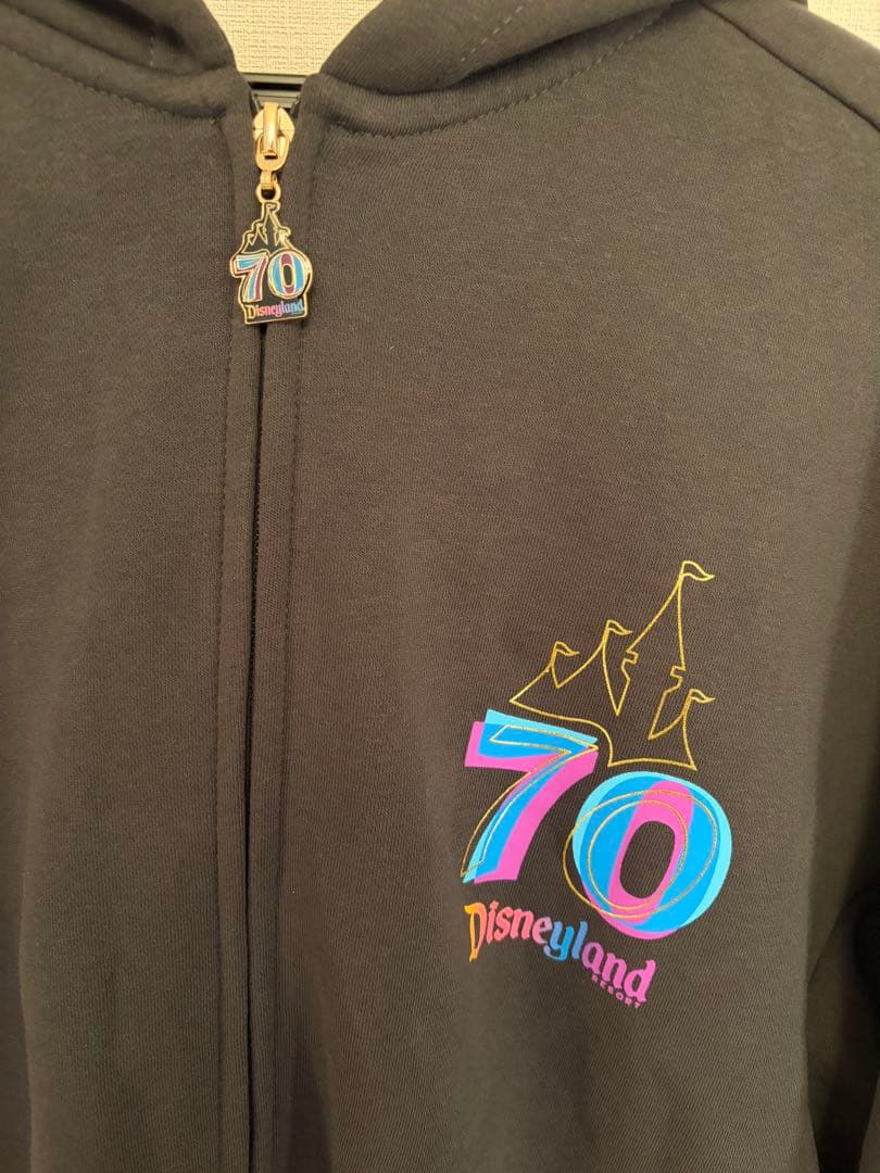 カリフォルニアディズニーランド　70周年　パーカー　M アナハイム　スピジャ