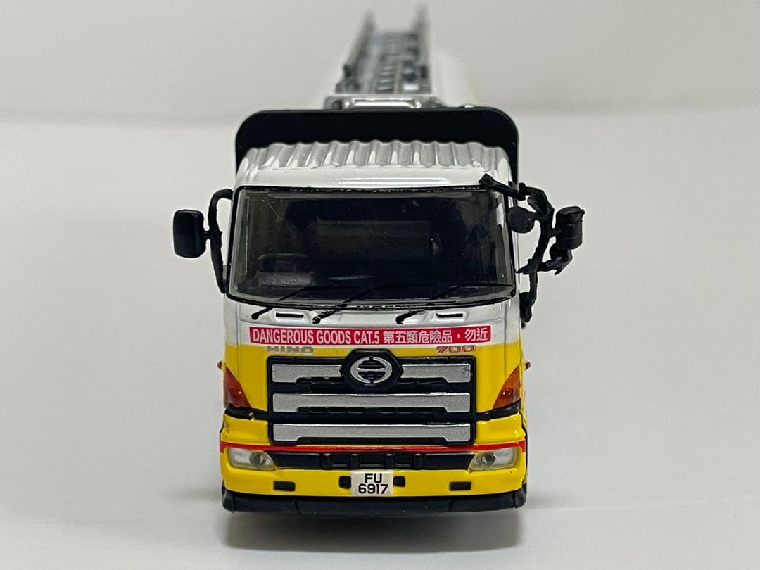 TINY HINO 700 Shell タンクローリー プロフィア 1/76