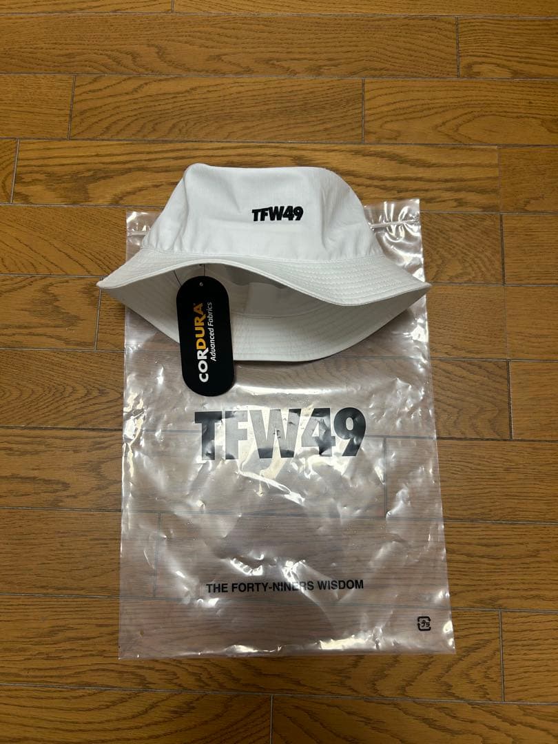 【新品未使用】TFW49 ホワイト バケットハット CORDURAタグ付き