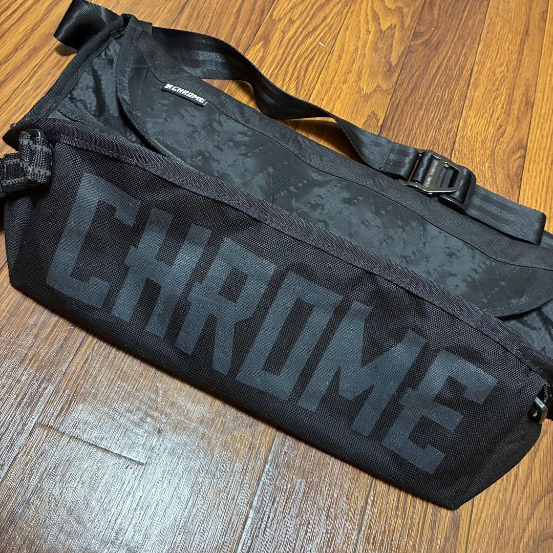 CHROME ブラック メッセンジャーバッグ SIMPLE MESSENGER