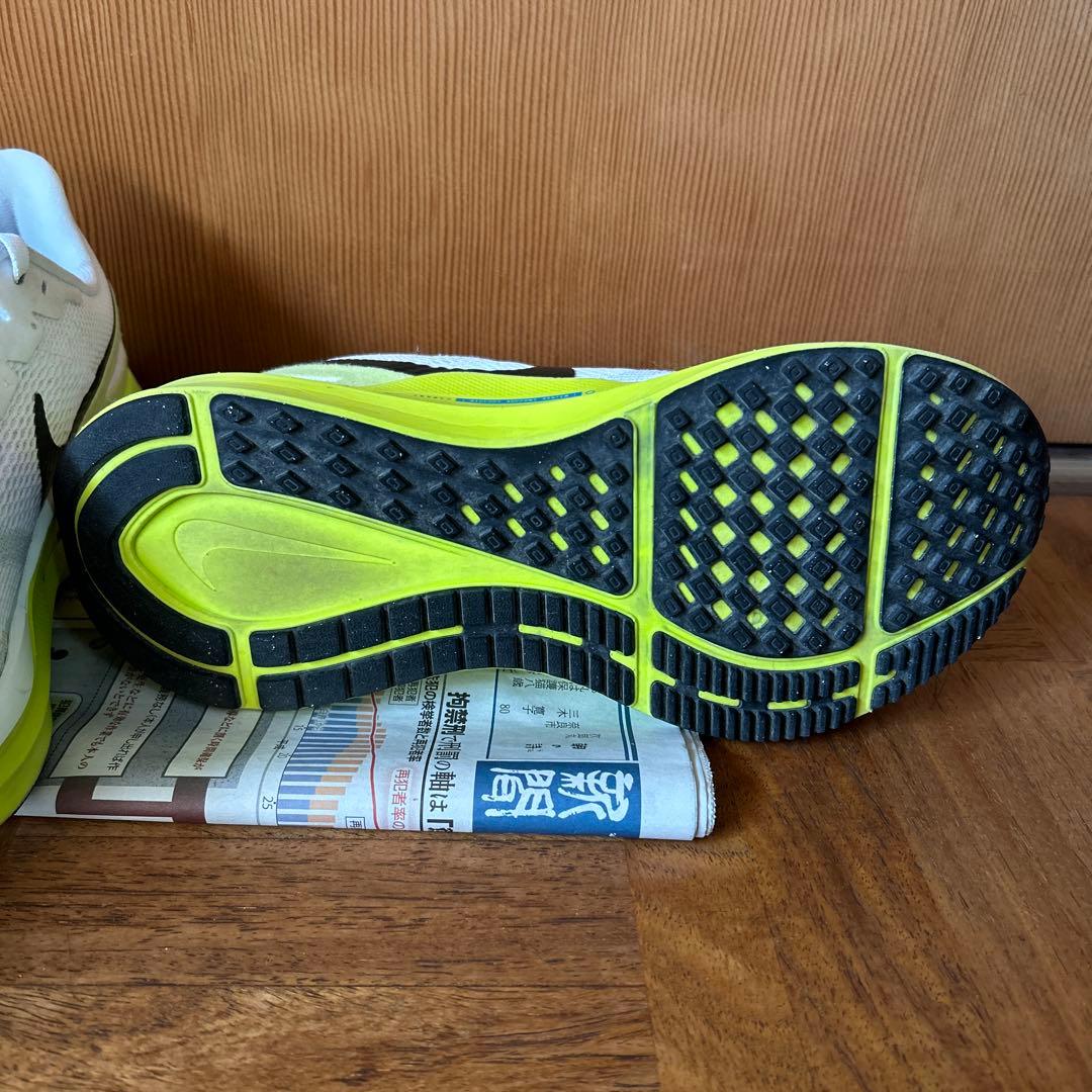 ナイキ　エアズーム　ストラクチャー 25 ランニングシューズ　25.5㎝