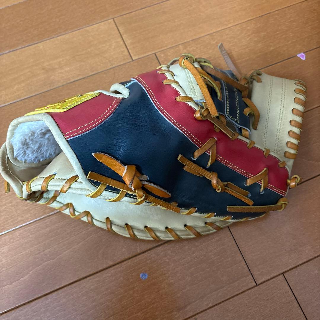 ドナイヤ　ファーストミットオーダー　型崩れボール付き