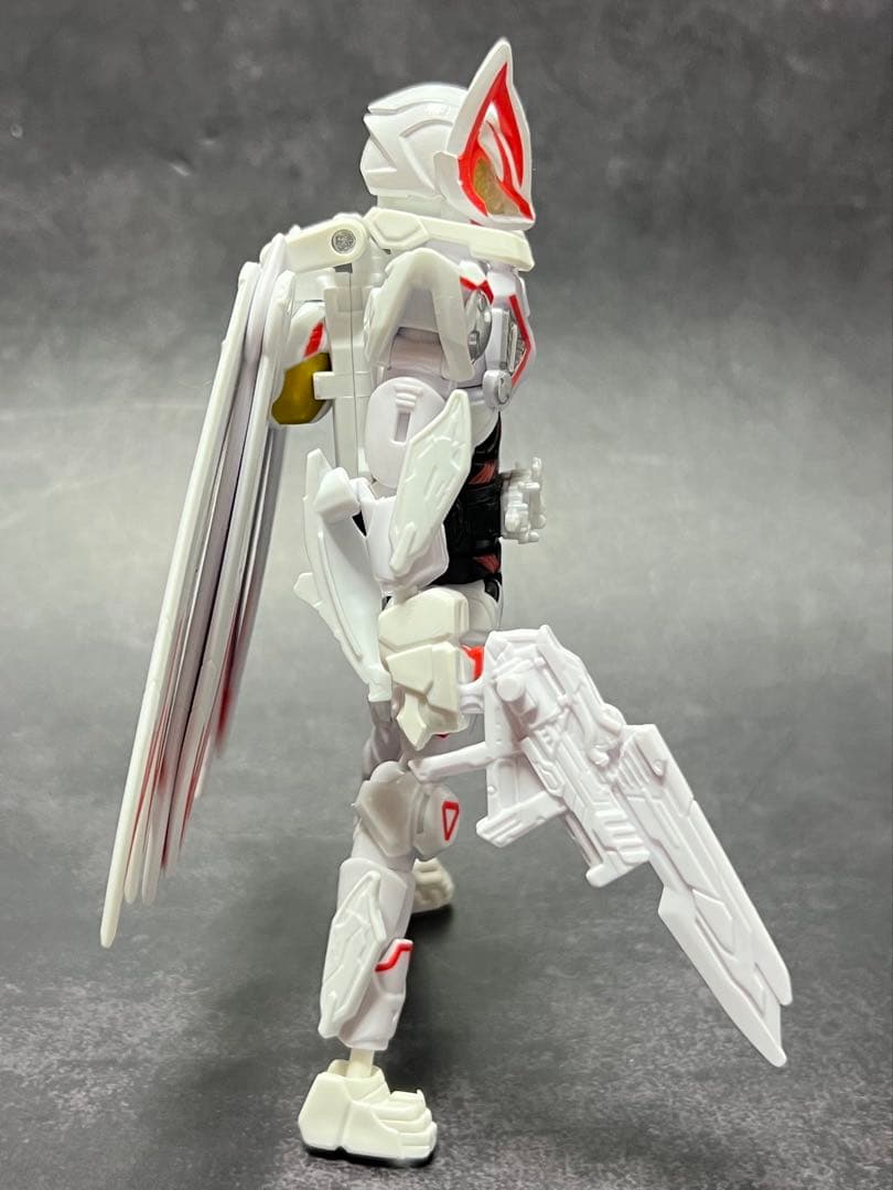 リボルブチェンジフィギュアPB06仮面ライダーギーツIX開封品