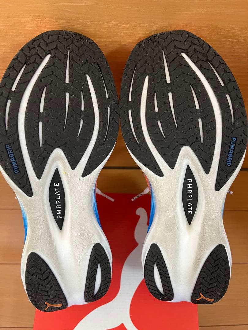 PUMA ディヴィエイトニトロ3 27.0cm