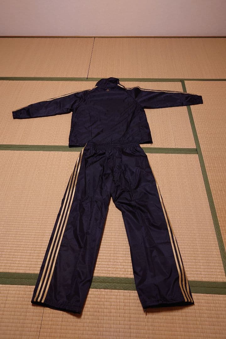 adidas　ウィンドブレーカー 上下セット