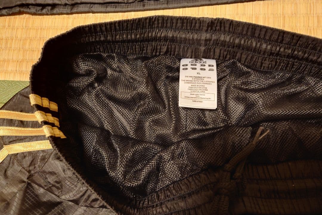 adidas　ウィンドブレーカー 上下セット