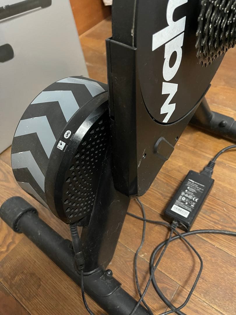 アクセサリー Wahoo KICKR CORE