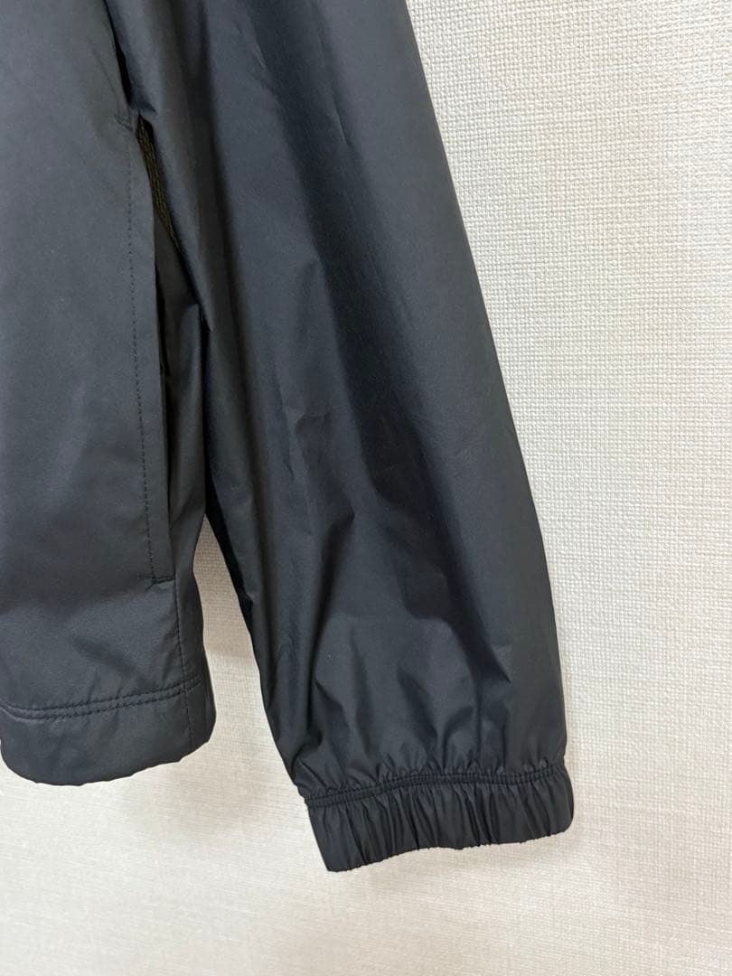 XL ☆新品☆ ナイキ　ウインドブレーカー　スポーツウェア　ナイロンジャケット