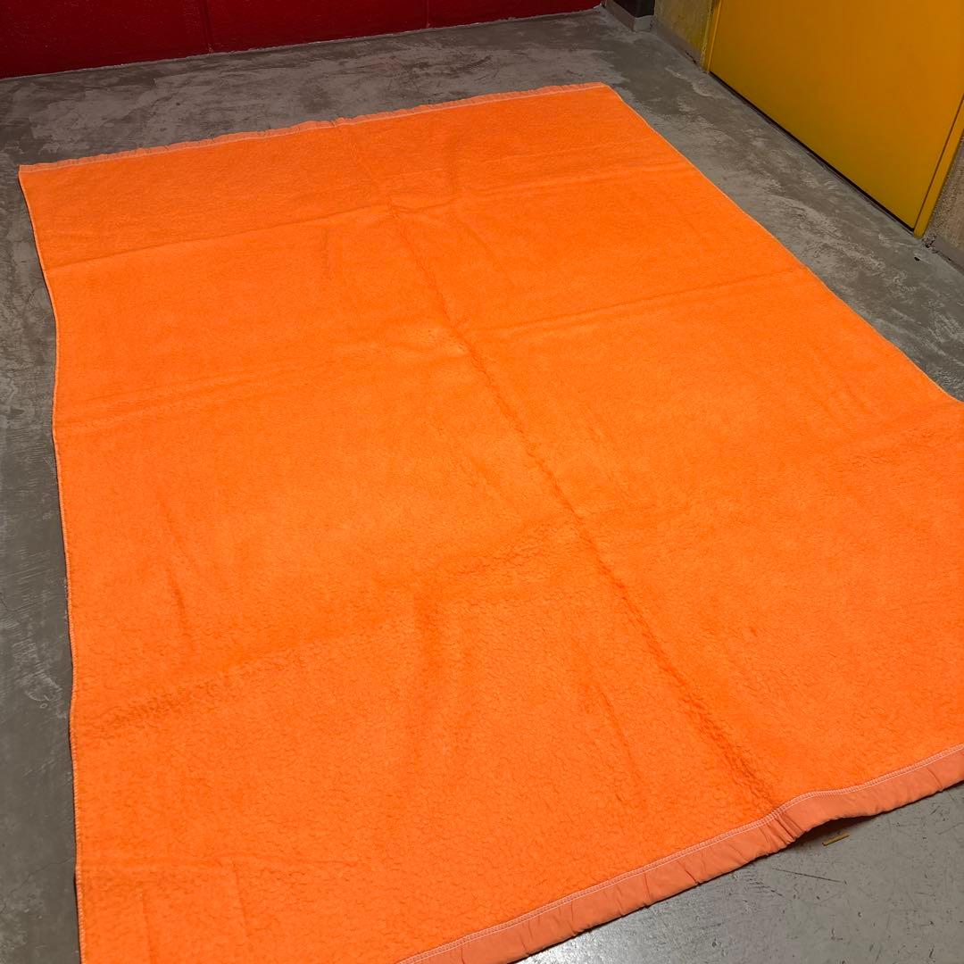 未使用品　80s アクリル100% 毛布　昭和レトロ　アンティーク187×138