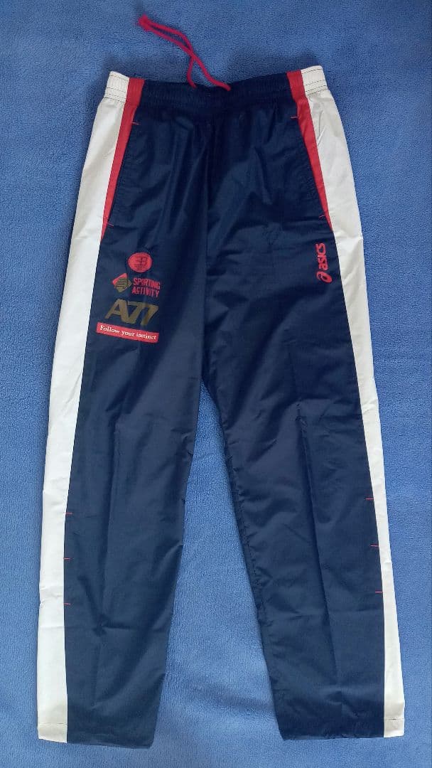 美品　ASICS　アシックス　ウインドブレーカー　Ｌ　上下