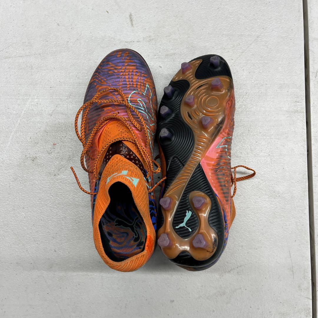 サッカースパイク プーマフューチャー